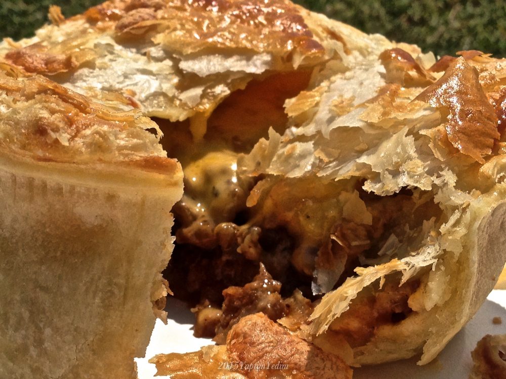 Avustralya’nın sokak yemeği ‘Meat Pie’